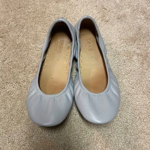 Cool Grey Tieks